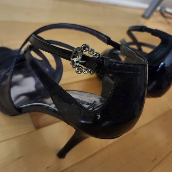 Marciano sandals - Picture 2 of 12